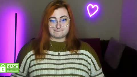 Snapshot of alicia_side_red chatting on November 24, 2025, 12:27 pm Alicia online show from November 24, 2025, 12:27 pm