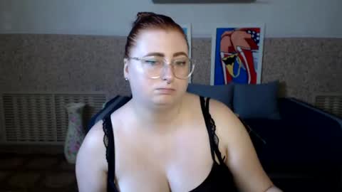 Snapshot of alicia_side_red chatting on August 4, 2026, 5:32 am Alicia online show from August 4, 2026, 5:32 am