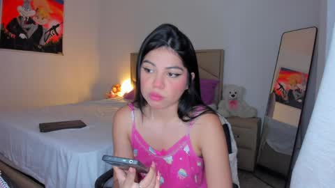 Snapshot of aliciabiden chatting on June 4, 2026, 11:27 am aliciabiden online show from June 4, 2026, 11:27 am
