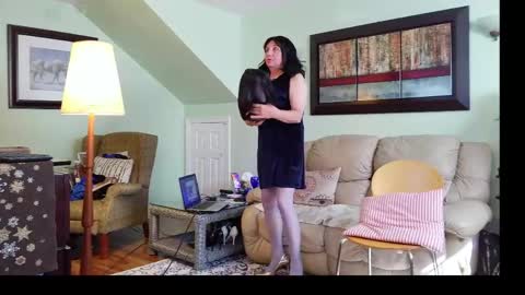 Snapshot of aliciadehart181 chatting on May 28, 2026, 9:01 pm Alicia deHart Help me reach 1000 Followers. Its FREE online show from May 28, 2026, 9:01 pm