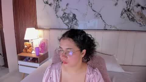 LUNA online show from May 1, 2026, 10:31 am