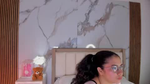 Snapshot of alicialevy chatting on June 24, 2026, 11:31 am LUNA online show from June 24, 2026, 11:31 am