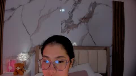 Snapshot of alicialevy chatting on July 4, 2026, 10:43 am LUNA online show from July 4, 2026, 10:43 am