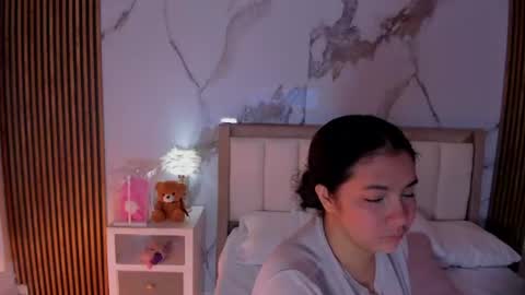 Snapshot of alicialevy chatting on July 18, 2026, 10:19 am LUNA online show from July 18, 2026, 10:19 am