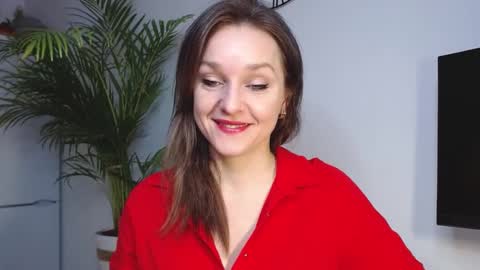 Snapshot of alicialux chatting on January 7, 2025, 8:13 am Alicia online show from January 7, 2025, 8:13 am