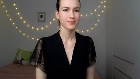 Snapshot of alicianoveli chatting on July 3, 2026, 4:30 am alicianoveli online show from July 3, 2026, 4:30 am