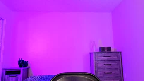 Snapshot of aliciaz3 chatting on September 23, 2025, 5:38 pm Alicia Hebi online show from September 23, 2025, 5:38 pm