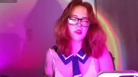 Snapshot of aliciia_23 chatting on March 21, 2026, 12:04 am aliciia_23 online show from March 21, 2026, 12:04 am