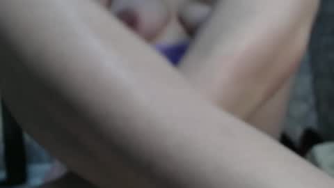 alidaalida2 online show from December 20, 2025, 6:37 pm