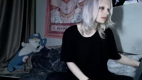 Alien Bella online show from June 21, 2026, 11:51 pm