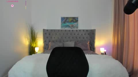 Aliessia online show from May 5, 2026, 6:10 am