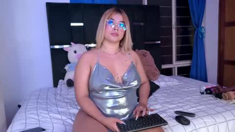 Aliice Brown online show from July 3, 2026, 4:52 am