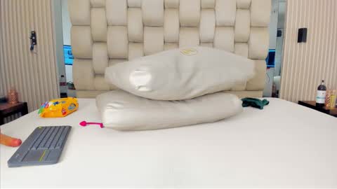  ALIKA BROWN  online show from March 18, 2026, 7:22 am