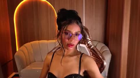 alina_b_ online show from March 13, 2026, 8:04 pm