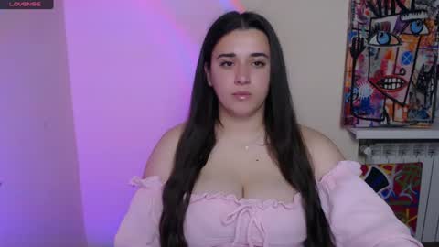 Snapshot of alinaasti_ chatting on June 9, 2026, 6:58 am Alina online show from June 9, 2026, 6:58 am