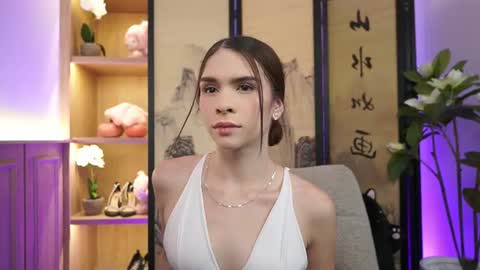 Snapshot of alinabennet chatting on July 3, 2026, 11:38 am Alina Bennet online show from July 3, 2026, 11:38 am