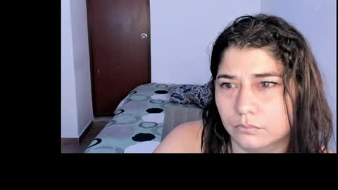 alinabozz1 online show from June 30, 2026, 11:50 pm
