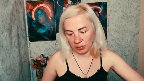 Alina online show from May 18, 2026, 4:07 am