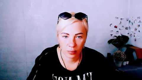 Alina online show from June 1, 2026, 4:03 am
