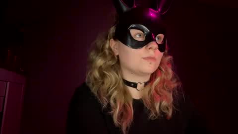 Alina online show from May 5, 2026, 10:18 pm