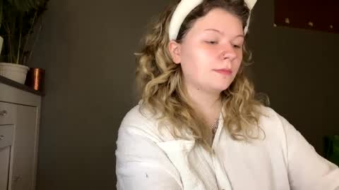 Alina online show from May 10, 2026, 12:54 pm