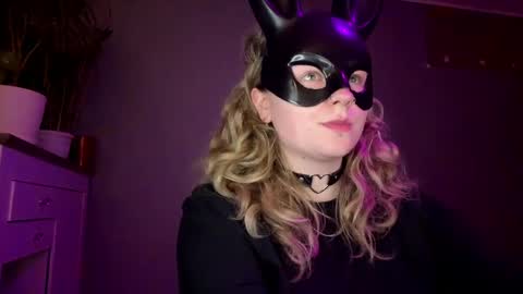 Alina online show from May 15, 2026, 10:06 pm