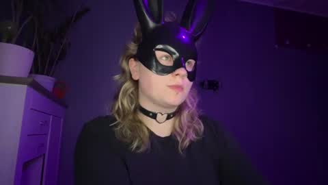 Alina online show from June 17, 2026, 9:27 pm