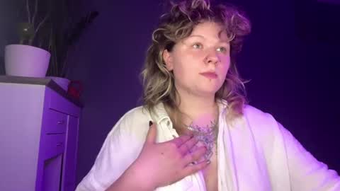 Alina online show from July 11, 2026, 9:27 pm