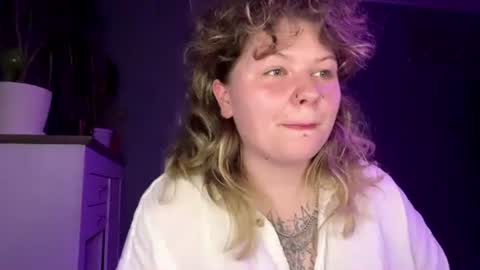Alina online show from July 29, 2026, 11:25 pm