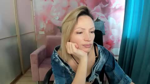 AlinaMoor online show from March 11, 2026, 7:03 am