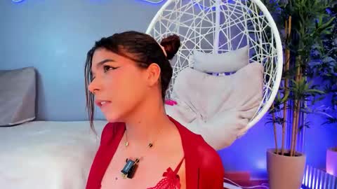 Snapshot of alinasweett_ chatting on November 22, 2025, 3:55 pm online show from November 22, 2025, 3:55 pm