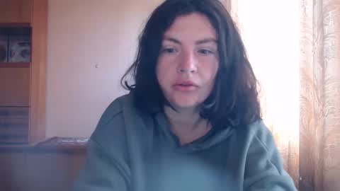 Snapshot of alinaxjames chatting on May 12, 2026, 8:11 am AlinaxJames online show from May 12, 2026, 8:11 am