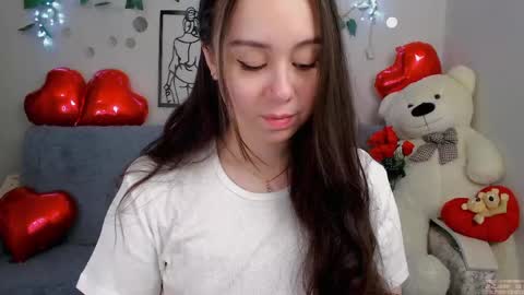 AlinaXRose online show from May 30, 2026, 1:35 am