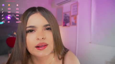 alinnajohnson online show from March 19, 2026, 10:41 am