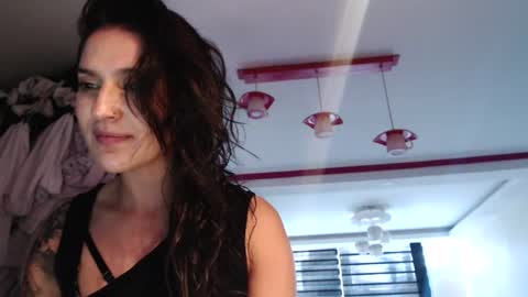 alipetite online show from August 3, 2026, 10:35 pm