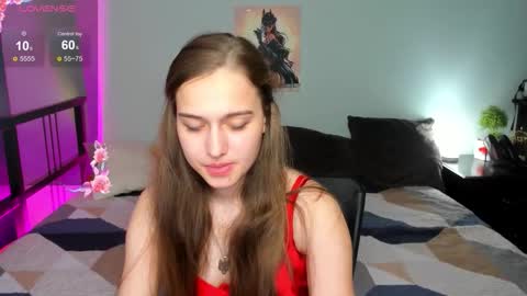 alisa__kelly online show from November 21, 2025, 2:43 am