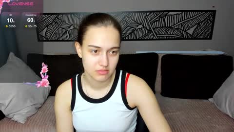 alisa__kelly online show from November 29, 2025, 2:03 am
