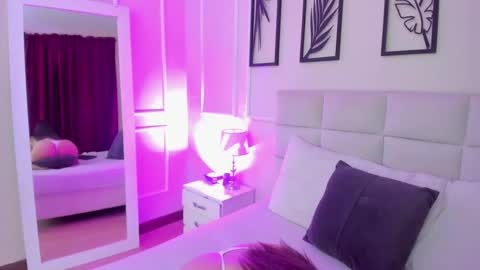     online show from March 3, 2025, 8:11 pm