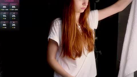 Snapshot of alisaa_01 chatting on November 3, 2025, 3:19 am Alice Fansly Alisa01 online show from November 3, 2025, 3:19 am