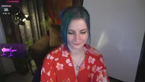alisagrace online show from June 19, 2026, 5:23 am