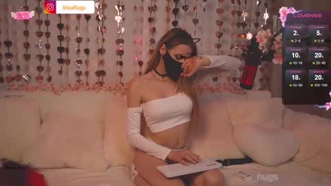 Snapshot of alisarogs chatting on February 23, 2025, 12:30 am Alisarogs online show from February 23, 2025, 12:30 am