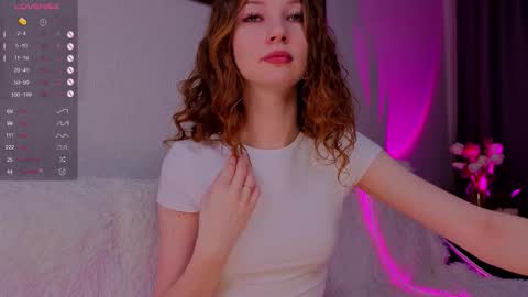 Snapshot of alisavine chatting on March 10, 2026, 7:41 pm Alisa online show from March 10, 2026, 7:41 pm