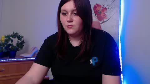 Snapshot of alisawoods_ chatting on May 5, 2026, 12:35 pm Alisa online show from May 5, 2026, 12:35 pm