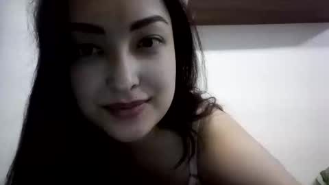 Snapshot of alisaxcristal chatting on April 27, 2026, 9:02 pm AlisaXCristal online show from April 27, 2026, 9:02 pm