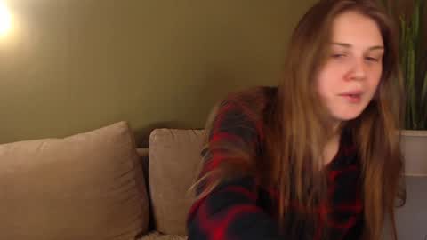 Snapshot of alisaxxxshy chatting on December 25, 2024, 1:42 am alisaxxxshy online show from December 25, 2024, 1:42 am