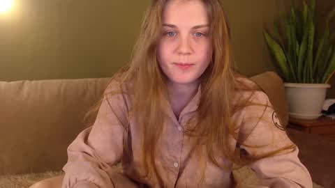 Snapshot of alisaxxxshy chatting on January 14, 2025, 9:09 pm alisaxxxshy online show from January 14, 2025, 9:09 pm