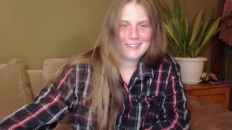 Snapshot of alisaxxxshy chatting on September 10, 2025, 9:15 pm alisaxxxshy online show from September 10, 2025, 9:15 pm