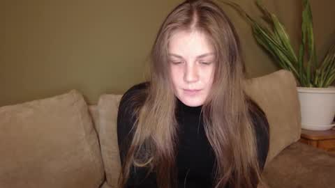 Snapshot of alisaxxxshy chatting on December 15, 2025, 10:03 pm alisaxxxshy online show from December 15, 2025, 10:03 pm