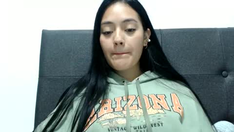 alisha_9997 online show from June 13, 2026, 3:48 am