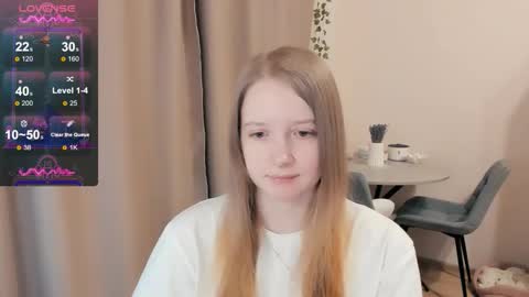 Alya online show from October 3, 2025, 8:50 pm